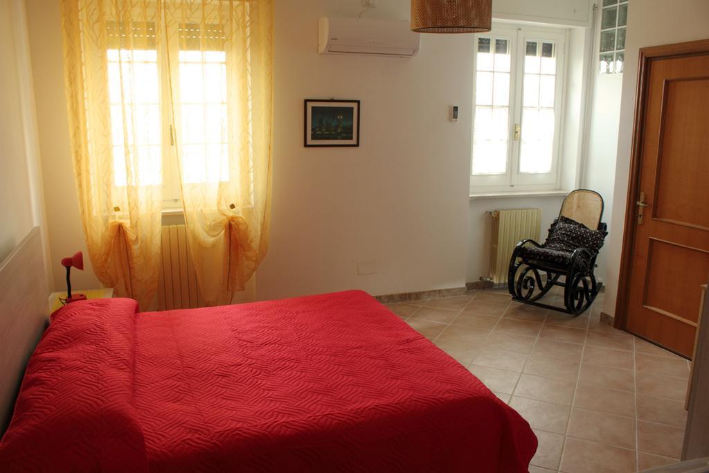 B&B Villa Angela San Salvo Rum bild